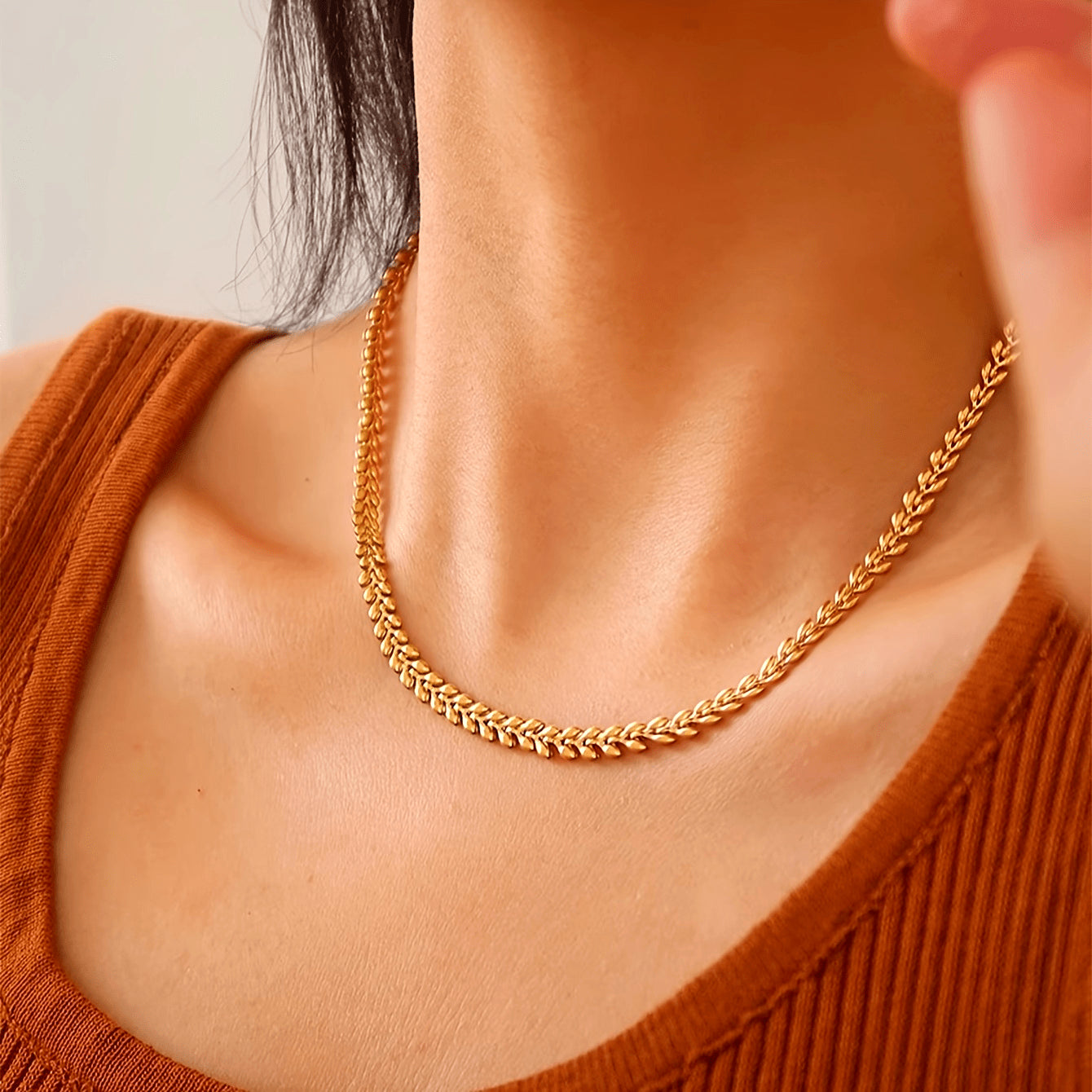 Women’s Gold-Plated Stainless Steel Necklace with Wheat Ear Design Clavicle Chain