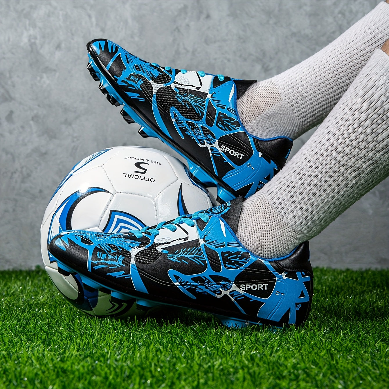 Large Size Cross-Border Football Shoes for Men and Women Outdoor Grass Training Low-Top