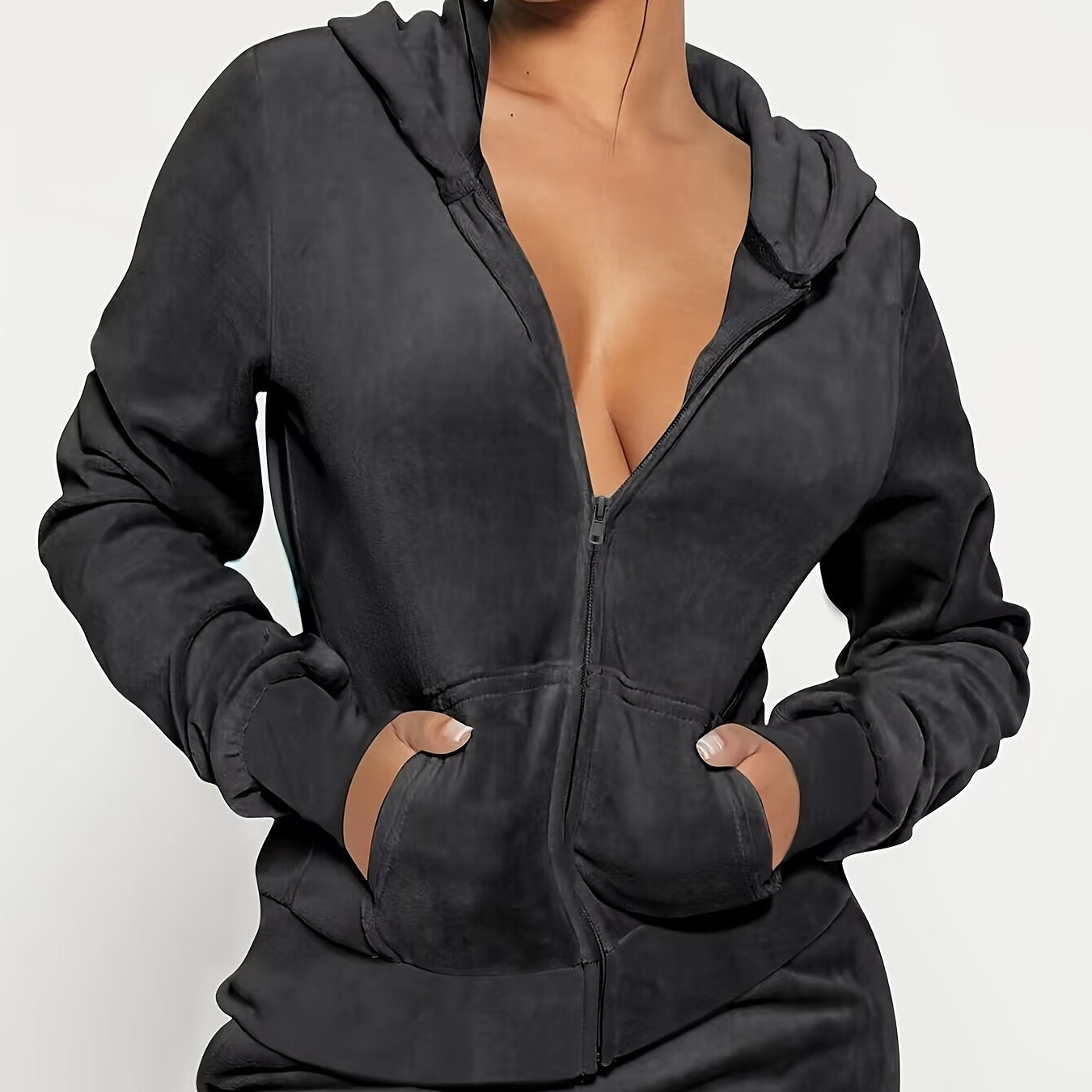 Вельветовый комплект из штанов с капюшоном и штанов на шнуровке для женщин.