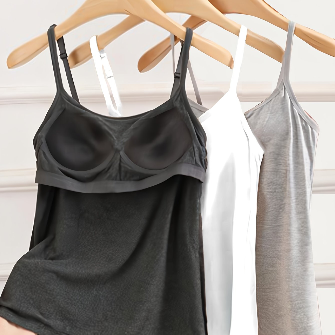 Women's Plus Size Sports Camisoles with Built-In Padded Chest for Yoga and Workout