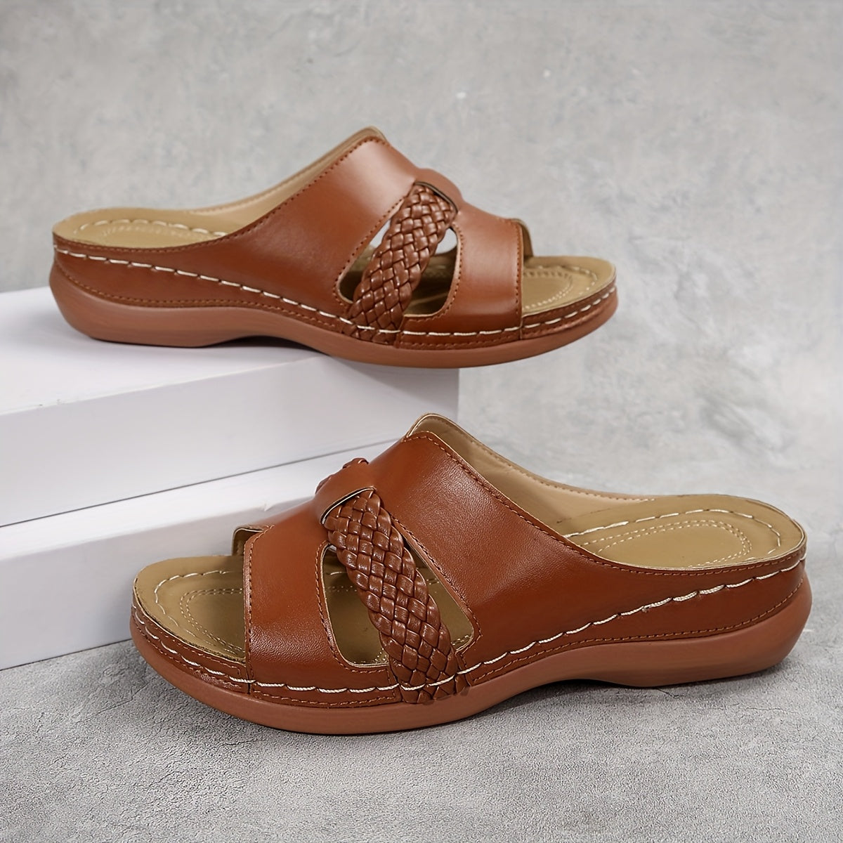 Women's Woven Bag Design Slippers with Thick Sole, Lightweight Vacation Shoes