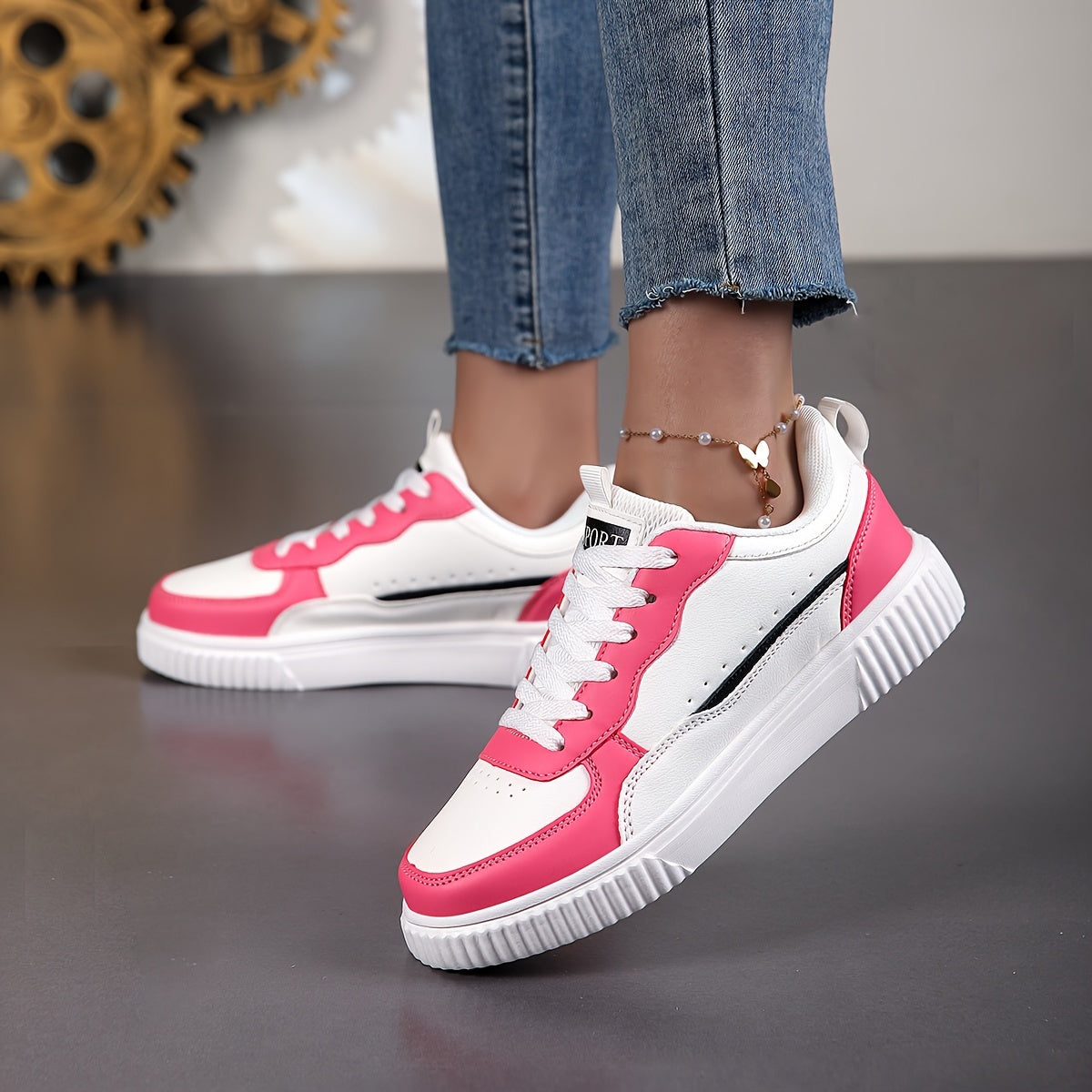 Women's Casual Sneakers Breathable Mesh Non-Slip Sole Running Shoes