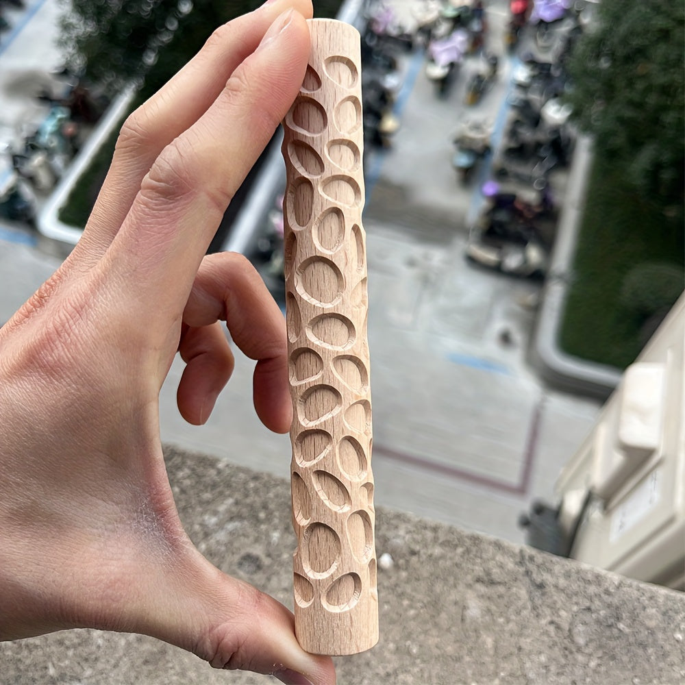 Embossing Rolling Pin for Dough Shaping, Wooden Kitchen Tool for Pizzas and Cookies