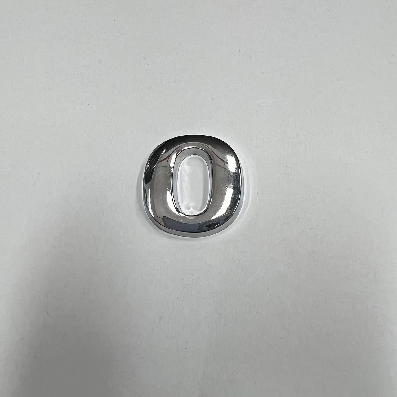 Pegatina para coche con letras y números 3D, emblema dorado y plateado, insignia trasera