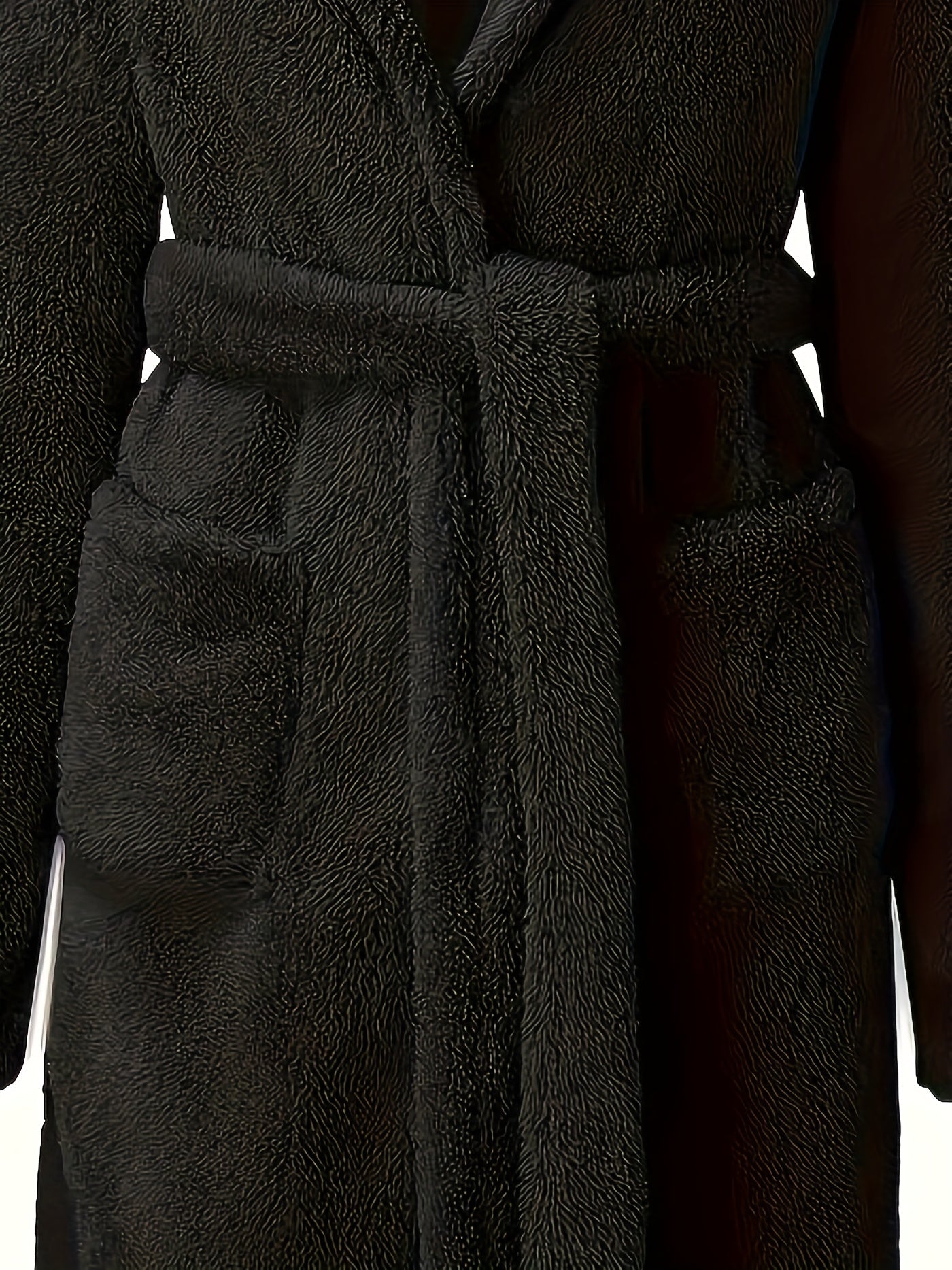 Мужской тёмно-коричневый флисовый халат с капюшоном, карманами и V-образным вырезом