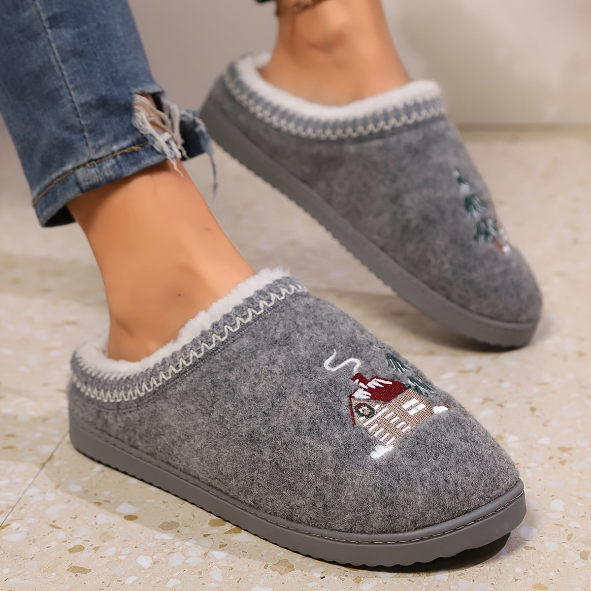 Women's Winter Embroidered Warm Indoor Slippers Comfortable