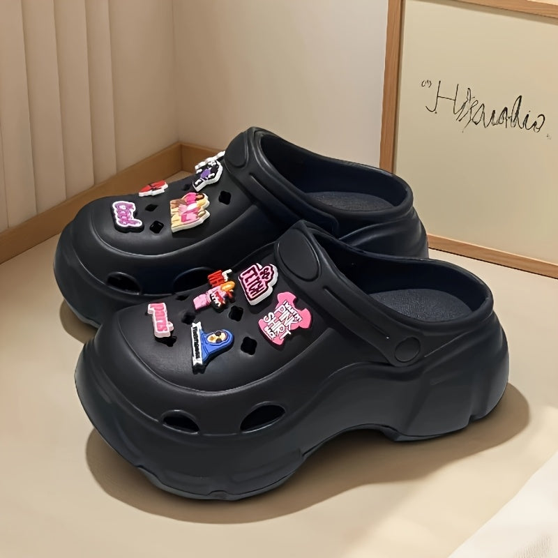 Ladies Summer Hole Shoes with English Illustration and Replaceable Accessories