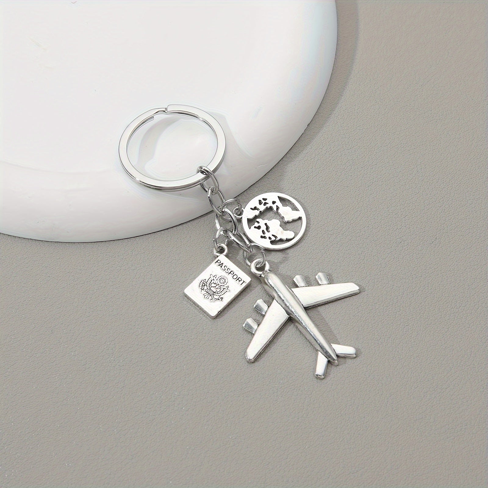 Juego de 20 llaveros de avión con temática de la Tierra con diseño de piloto y colgante de viaje y llavero de viajero
