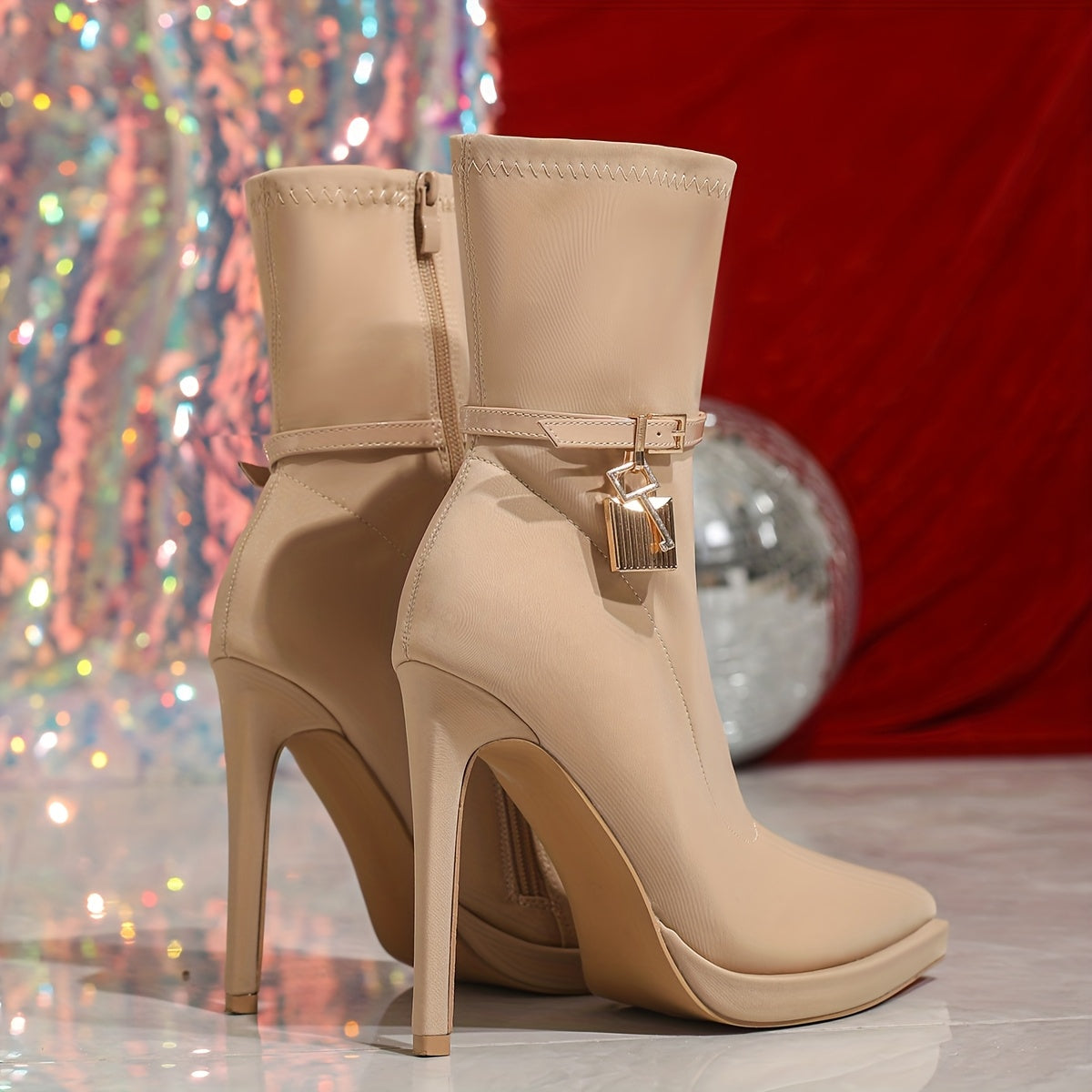 Женские ботинки на каблуке с эластичным материалом, заостренный нос, платформа