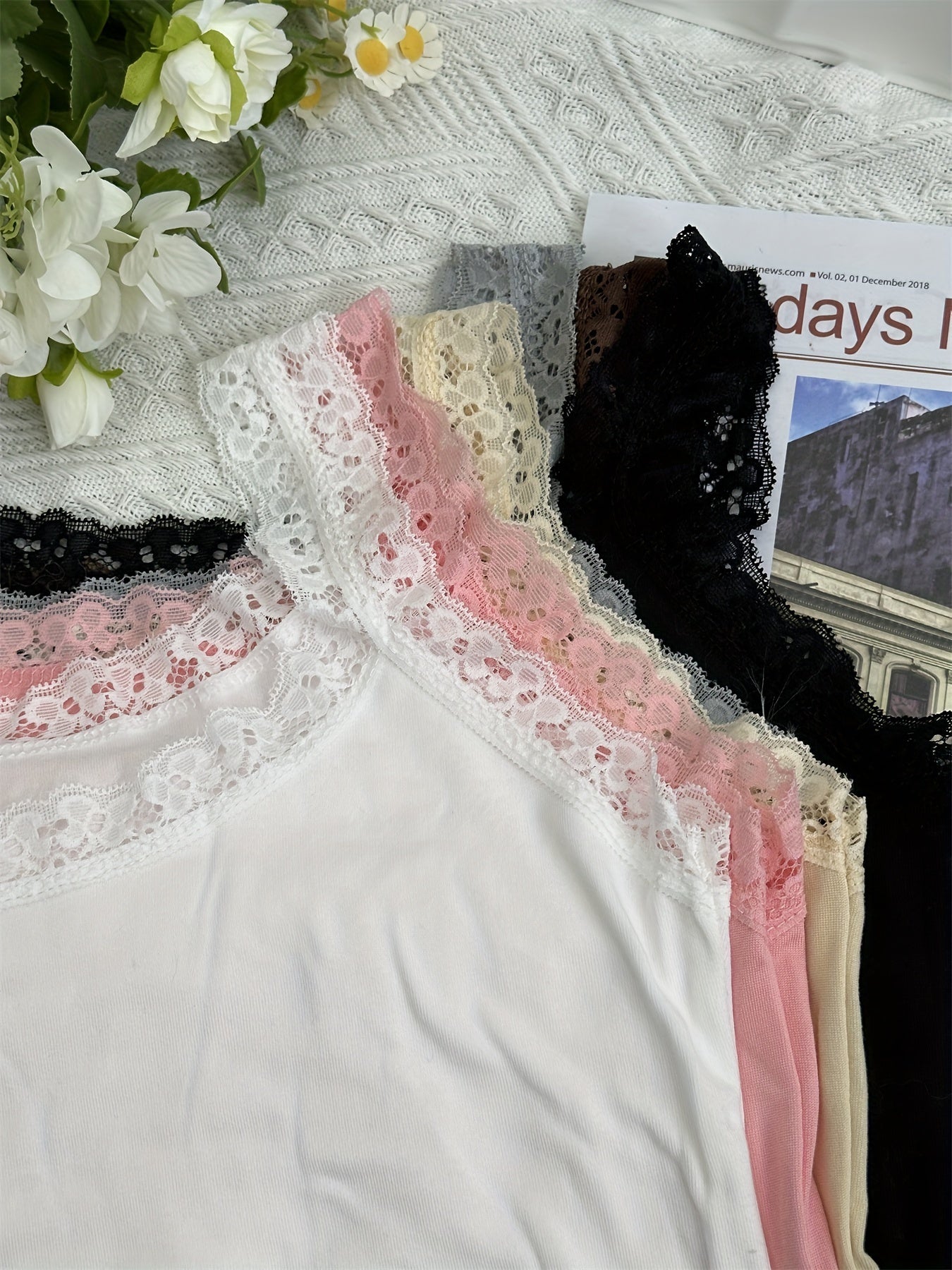 Women's Plus Size Lace Edge Camisole Vest Sleeveless Shirt for Casual Wear