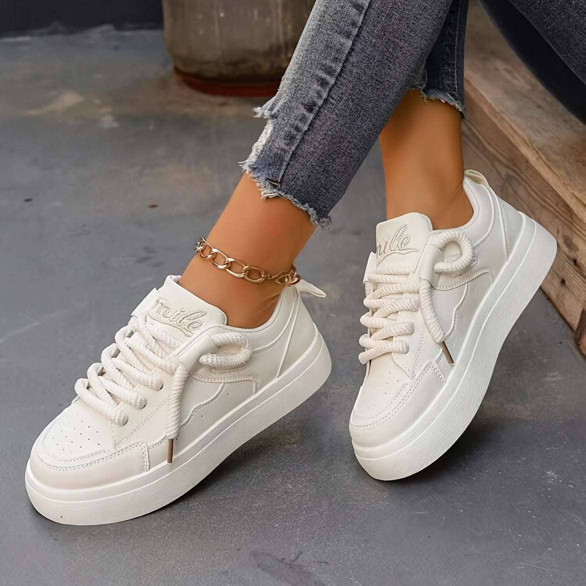 Zapatillas de mujer de caña baja de color sólido con cordones, zapatos casuales para correr con suela de goma