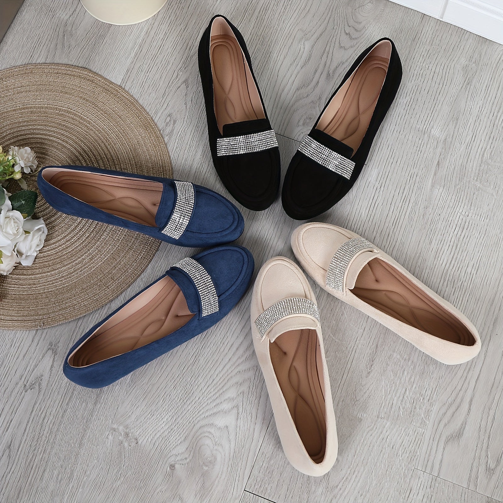 Women's Solid Color Rhinestone Flats with Breathable Fabric Slip-On Shoes