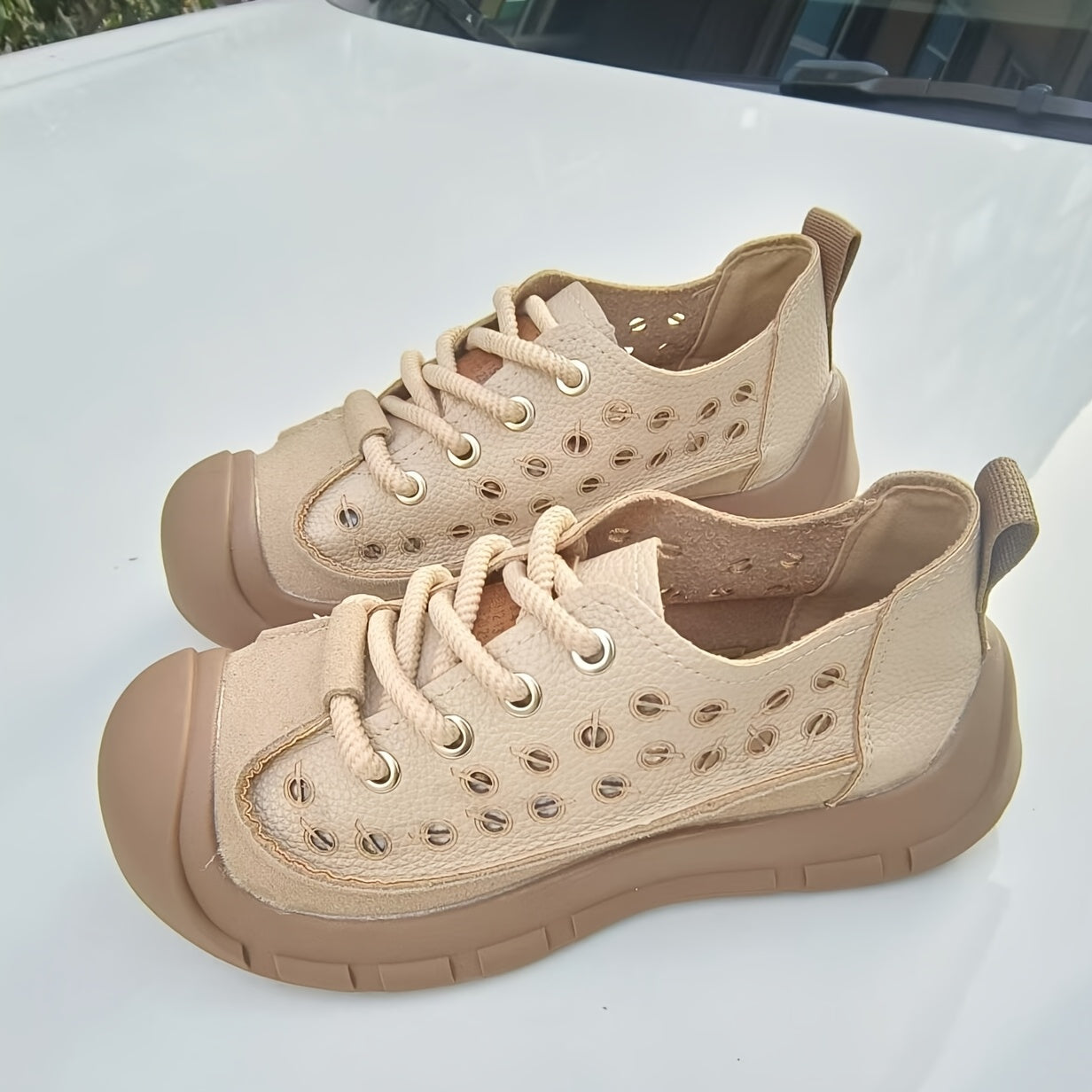 Women’s Breathable Microfiber Sneakers with Cut-Out Design for Summer Casual Sporty Shoes