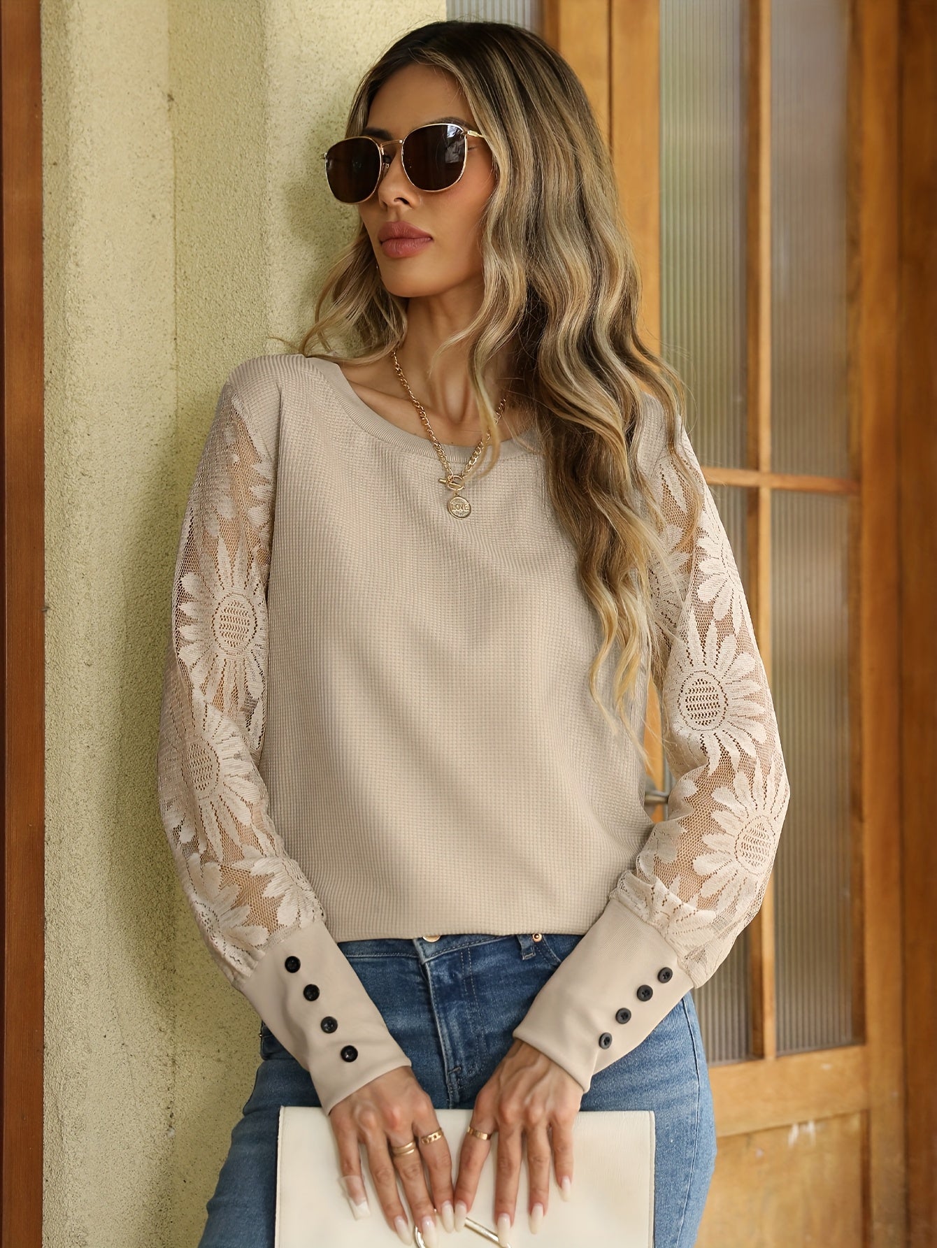 Women's Elegant Lace Spliced Crew Neck T-Shirt for Spring and Fall