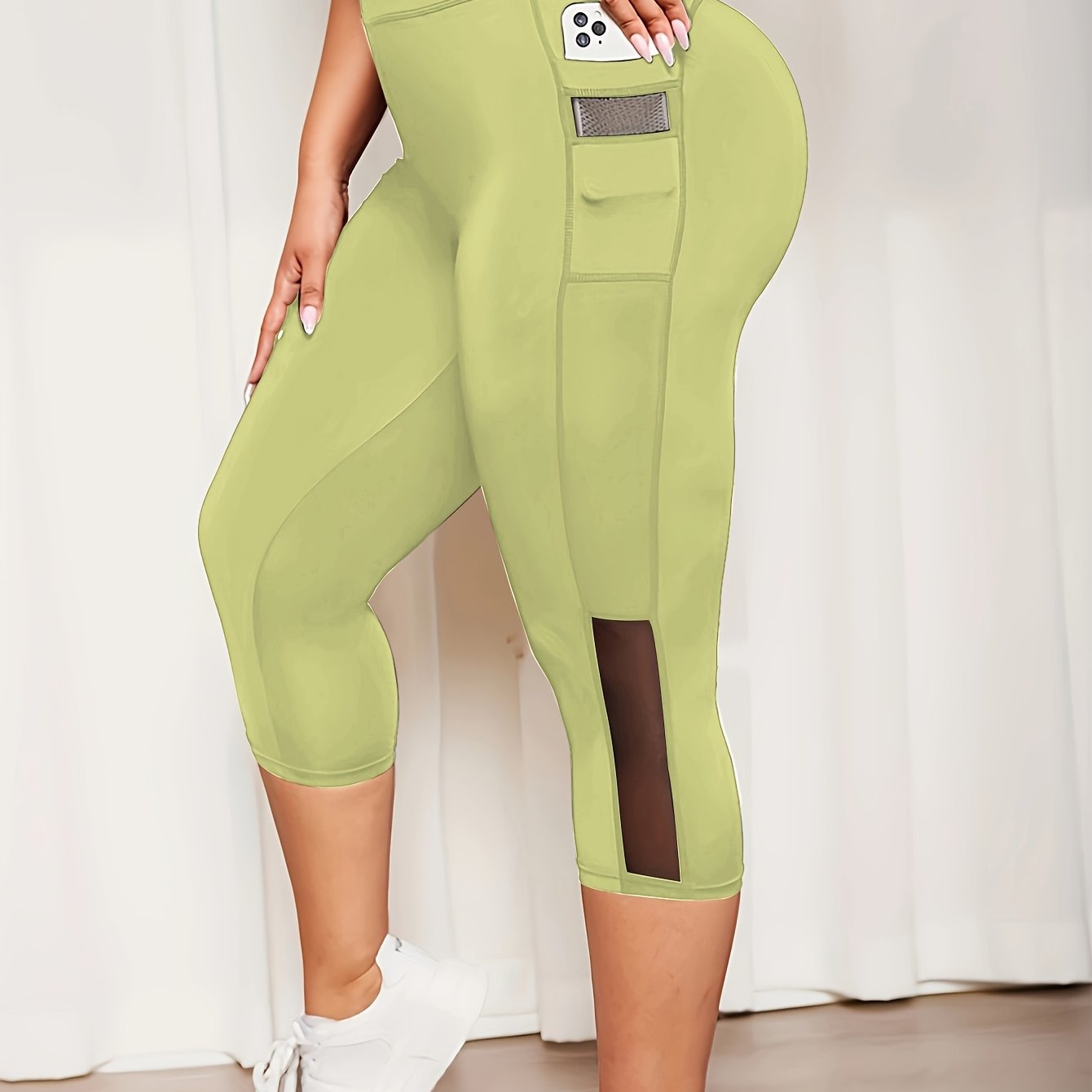 Women Plus Size High-Waisted Leggings with Mesh Panel and Pockets