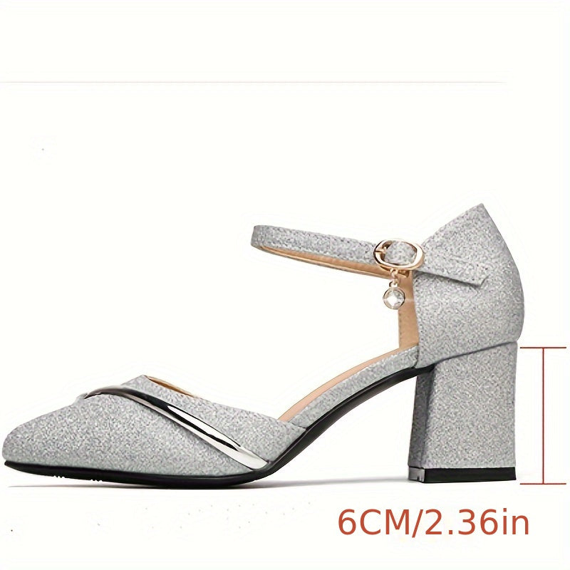 Новые летние сандалии для женщин в стиле феи с средним каблуком, блочными каблуками и ремешками Баотоу.