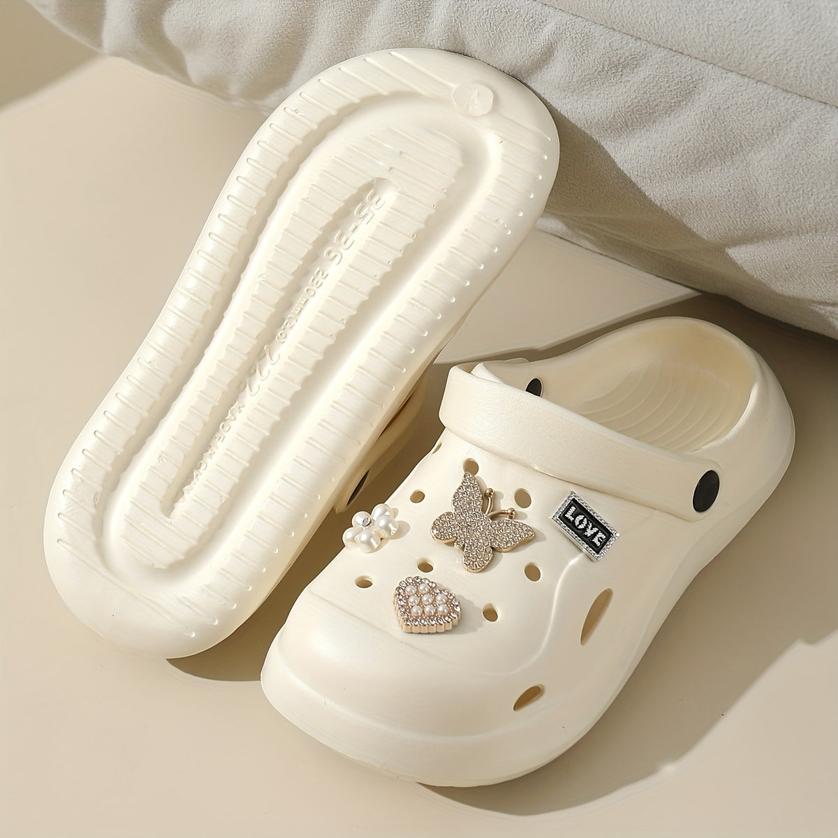 Women's EVA Clogs with Rhinestone Butterfly and Heart Charms, Summer Beach Sandals, White