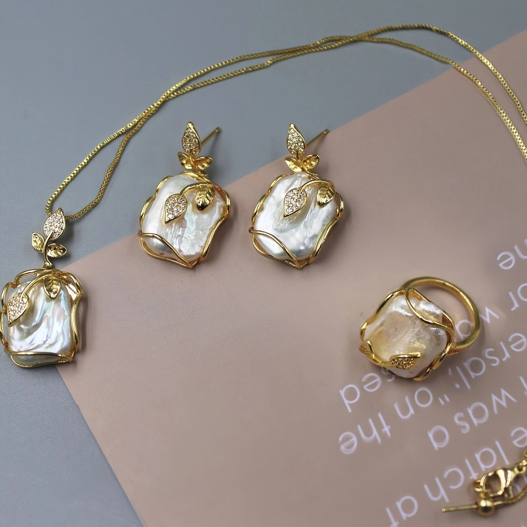 Women’s Baroque Freshwater Pearl Jewelry Set Necklace Earrings Ring Vintage Rhinestone Wedding Gift