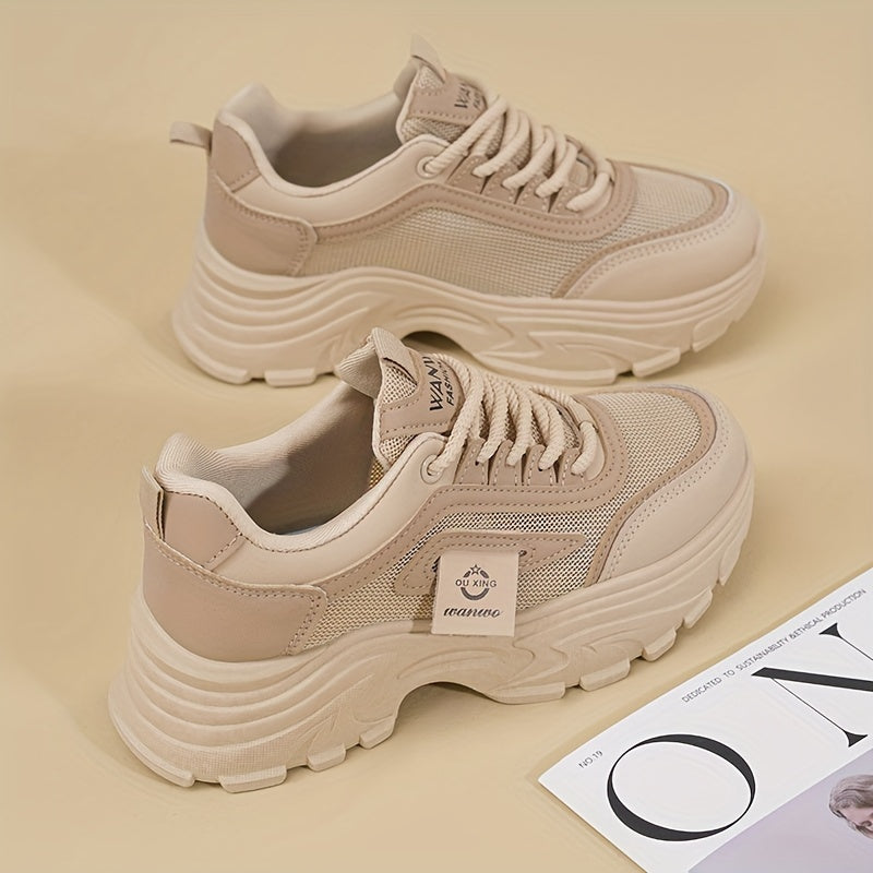 Women's Breathable Casual Flat Sneakers with Lace-Up Closure