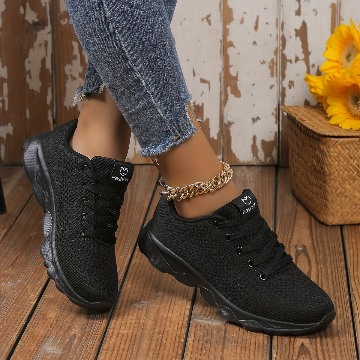 Women's Breathable Knitted Sneakers with Lace-Up Running Platform