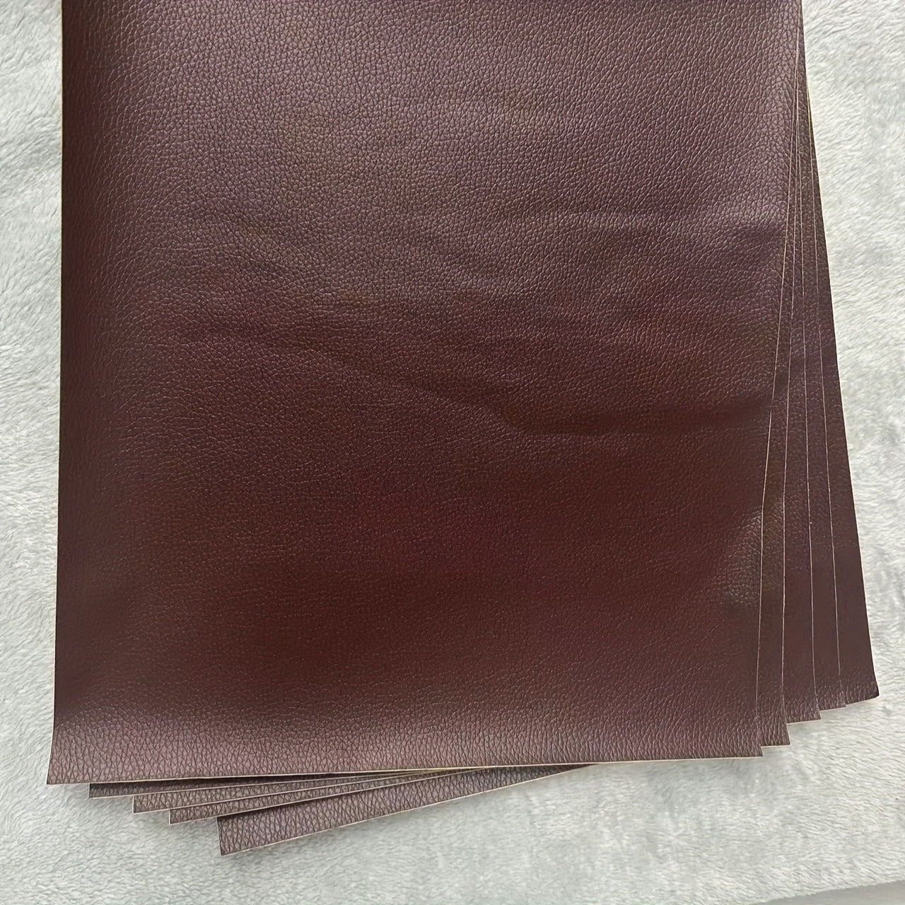 5 ta paket 25x30 o'z-o'zini yopishtiradigan sun'iy charm ta'mirlash yamoqlari mebel, divan, o'rindiq uchun