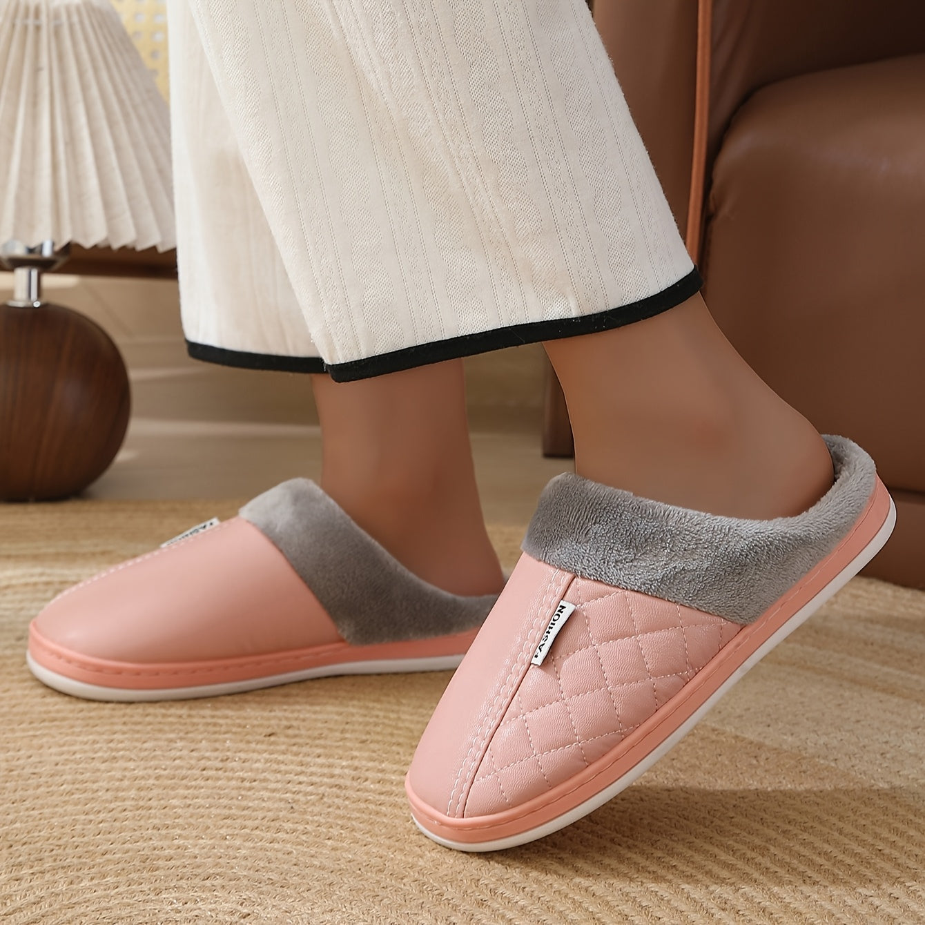 Ayollar uchun vintage slip-on shippaklar, mo'ynali ichki qavatli uy poyabzali