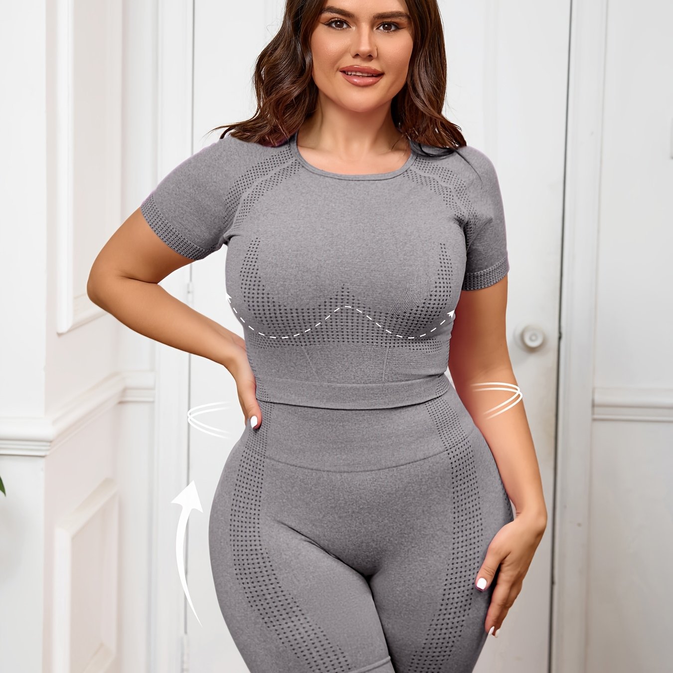 Plus Size Women's Seamless Nylon Yoga Set Short Sleeve T-Shirt and Tight Shorts