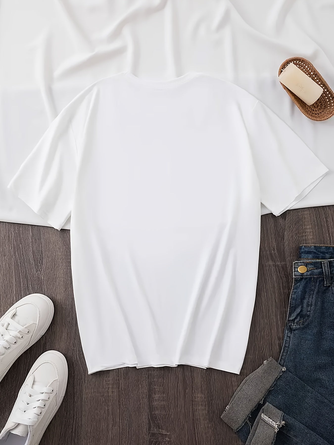 Women’s Polyester Blend Paris Print T-Shirt Short Sleeve Casual Top