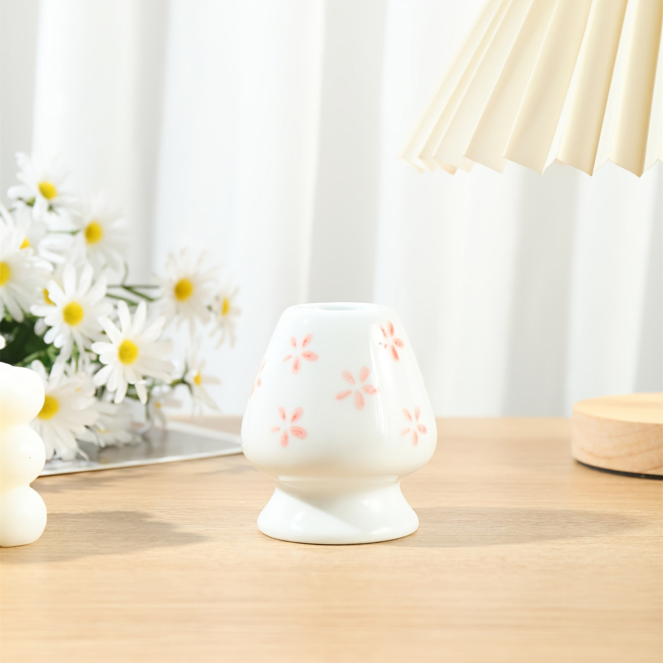 Keramika Matcha choy shlyapa tutqich uchun bambuk Chasen asbob va maydalagich cho'tkasi bilan stand