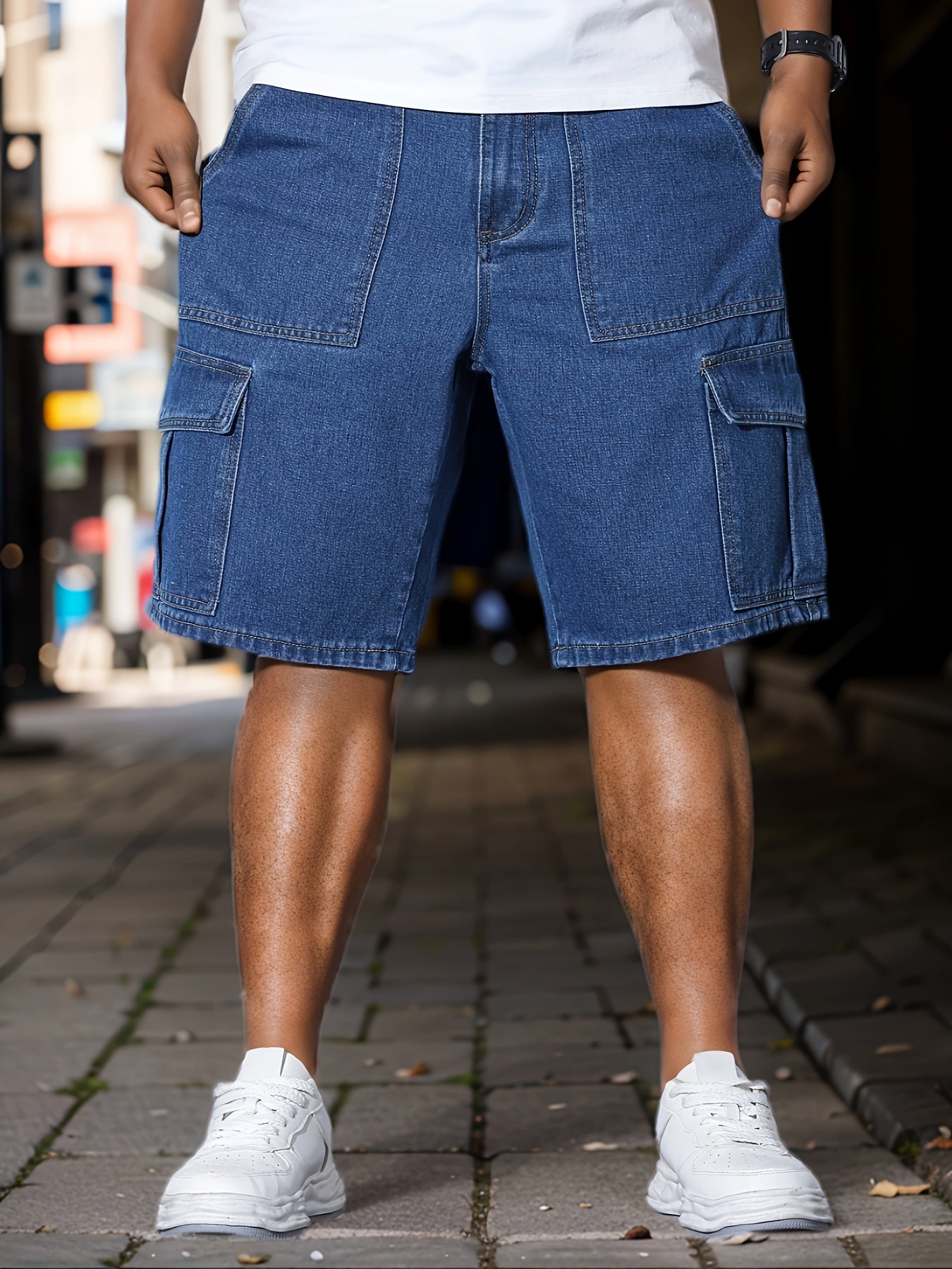 Erkaklar uchun plussiz yozgi denim shortlar, bir rangda, tasodifiy keng kesim va ko'p cho'ntakli dizayn bilan. Mustahkam yuvilgan paxta aralashmasidan tayyorlangan, cho'zilmaydigan mato. 90gsm astar, uslubni o'z ichiga oladi.