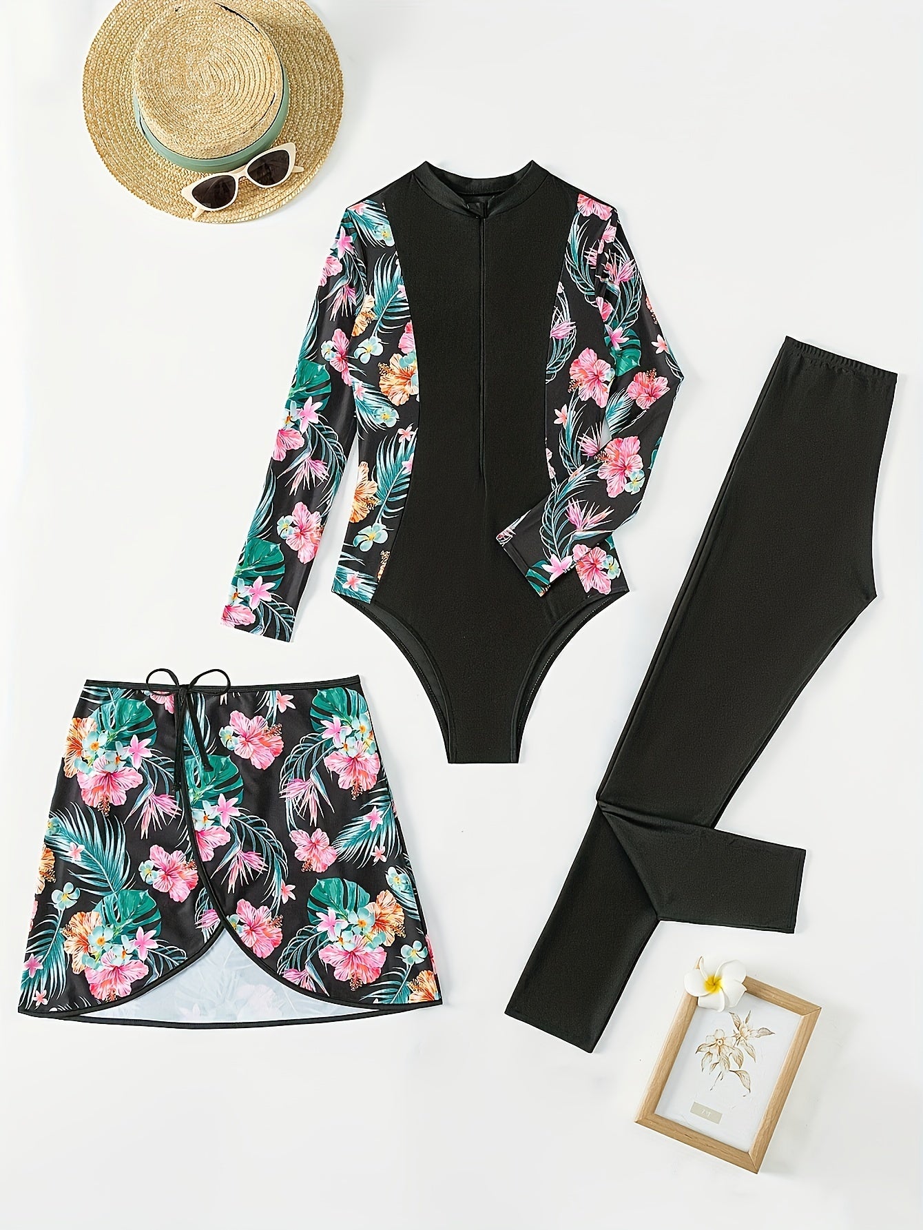 XQY BaiHui Ayollar uchun Yuqori Bo'yinli Gullar Printli Suvda Kiymalar, 3 ta Qoplama bilan. 82% Polyester va 18% Elastandan tayyorlangan.