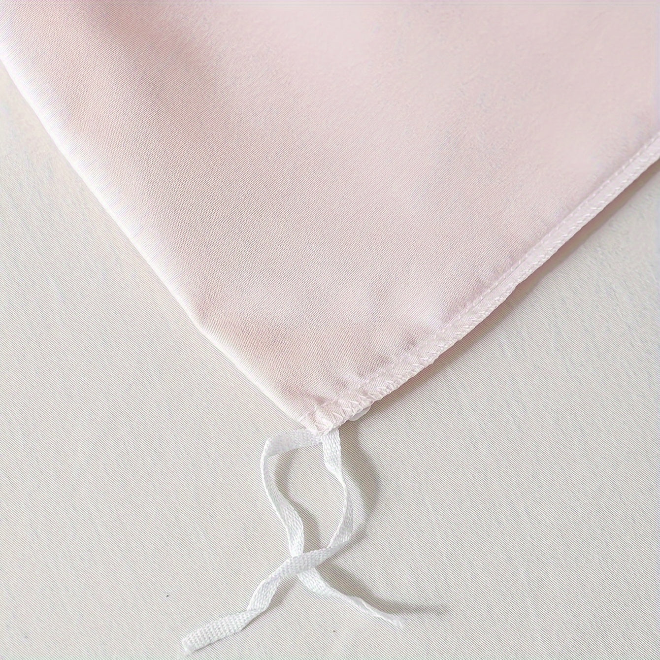 Pink Heart Pattern Pillowcases Set Soft Breathable Polyester Envelope Closure