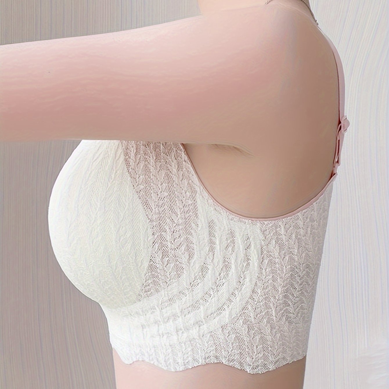 Women's Seamless Push-Up Sports Bra with Removable Pads Black Floral Pattern