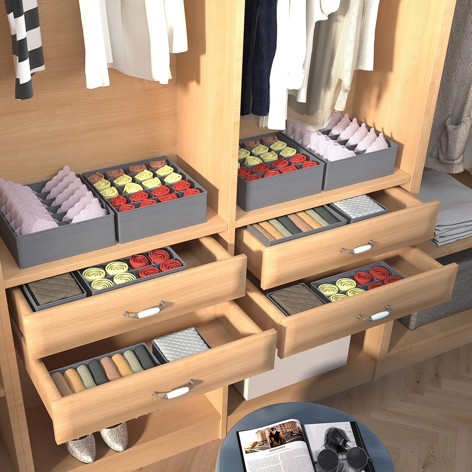 4 ta yig'iladigan saqlash qutilari o'lchami 64.01 sm X 49.0 sm X 10.01 sm. Kiyimlar, paypoqlar, kamarlar va uy bezaklarini tartibga solish uchun ideal.