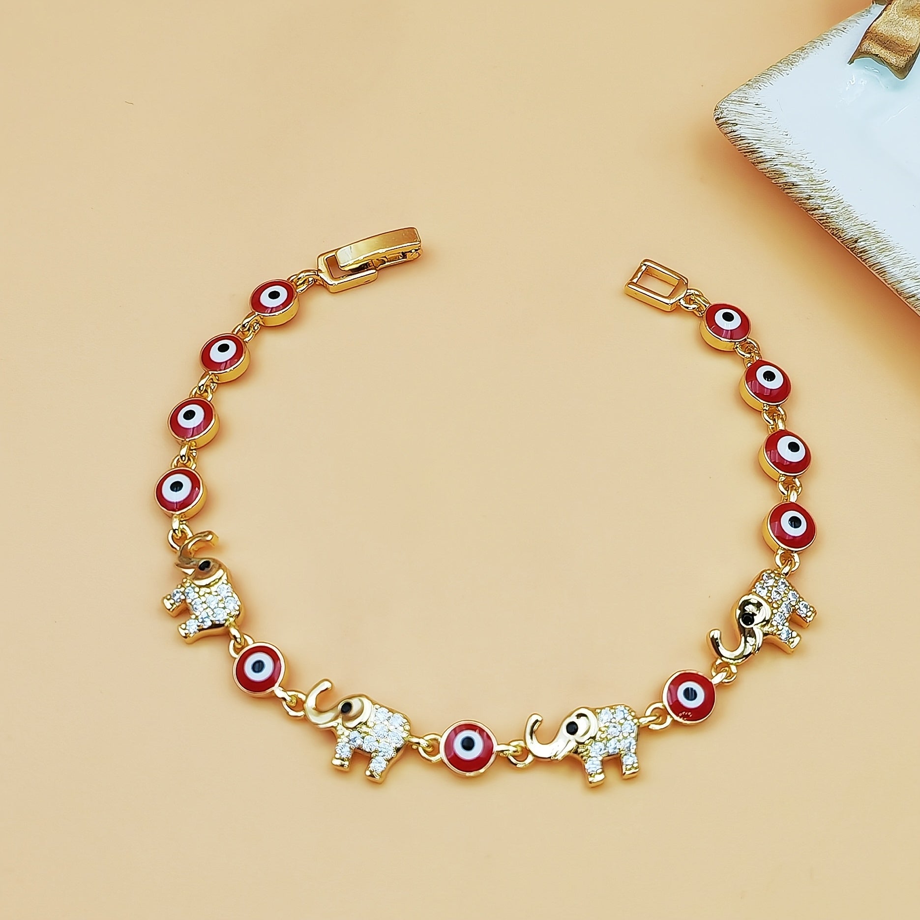 Ayollar va qizlar uchun Bohemiya mis bilaguti va hayvon charmslari