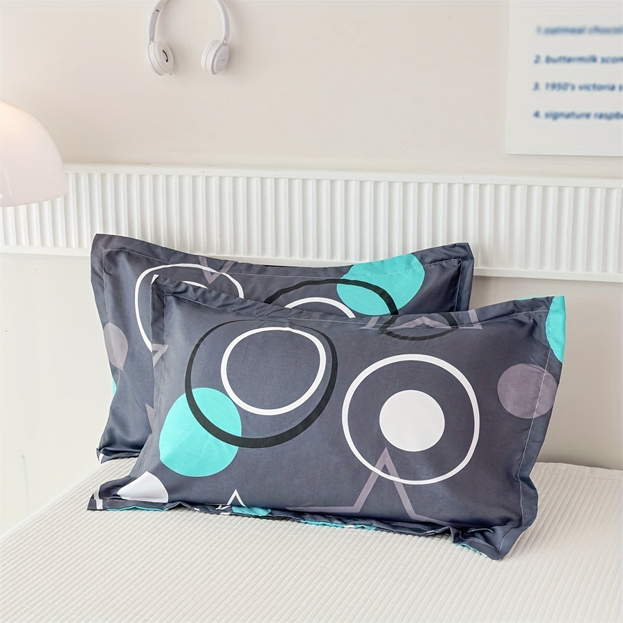 Three-Piece Bedding Set with Quilt Cover and Pillowcases for Bedroom Decor