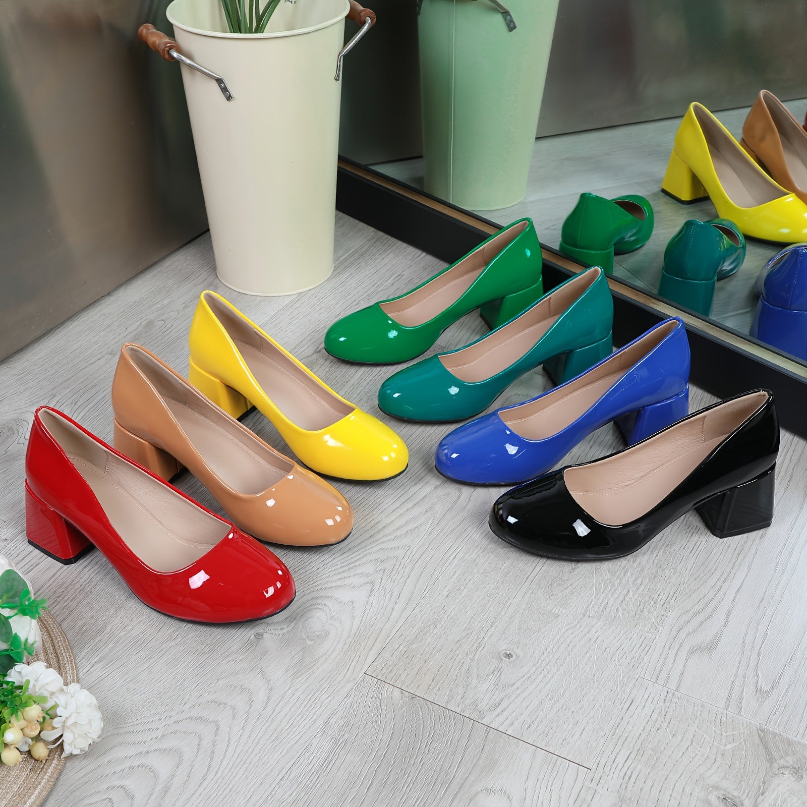 Women's Chunky Heel Pumps Comfortable Lightweight Solid Color Round Toe