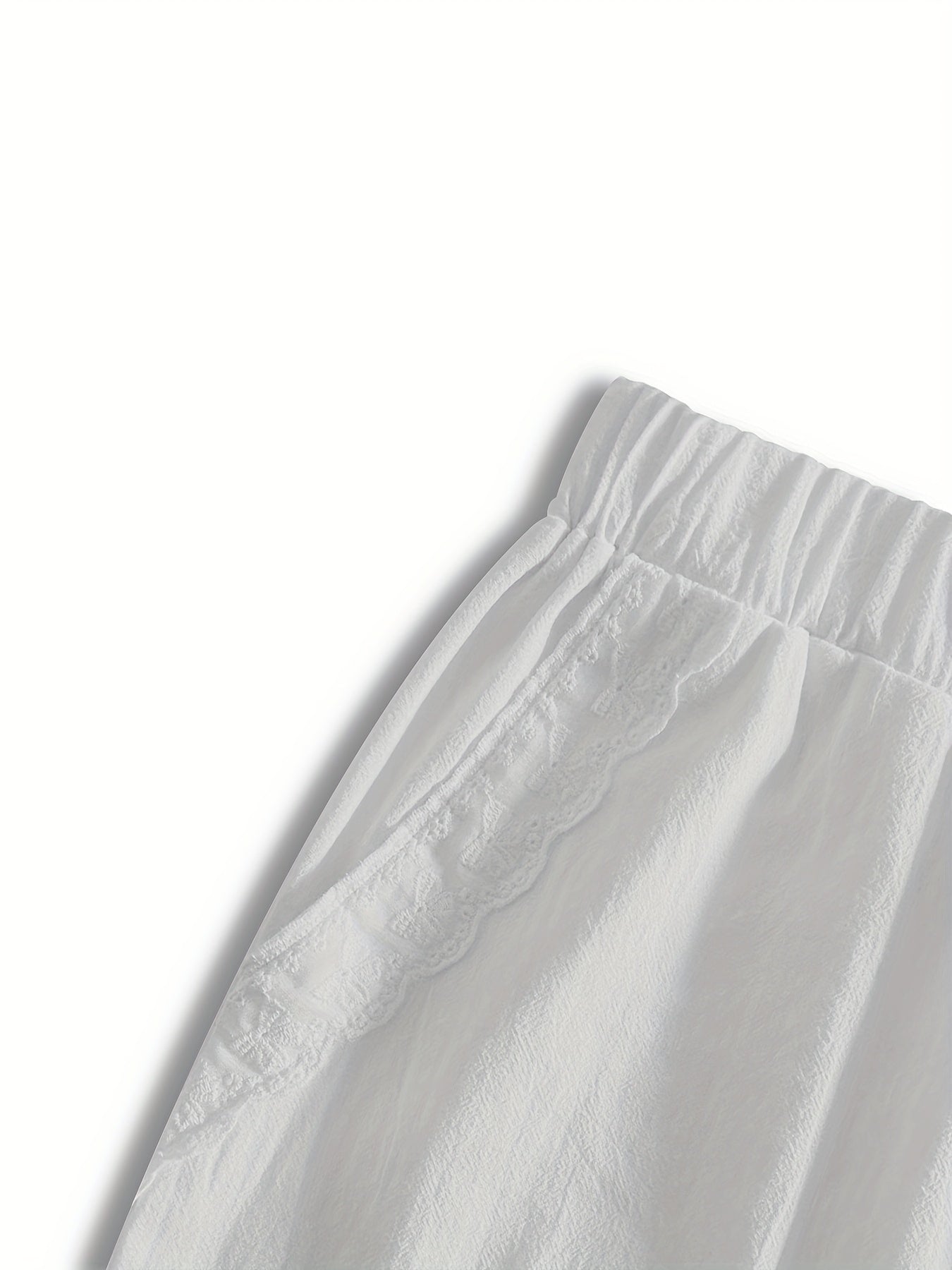 Women’s Wide-Leg Cropped Pants with Lace Pockets Loose Fit Plus Size