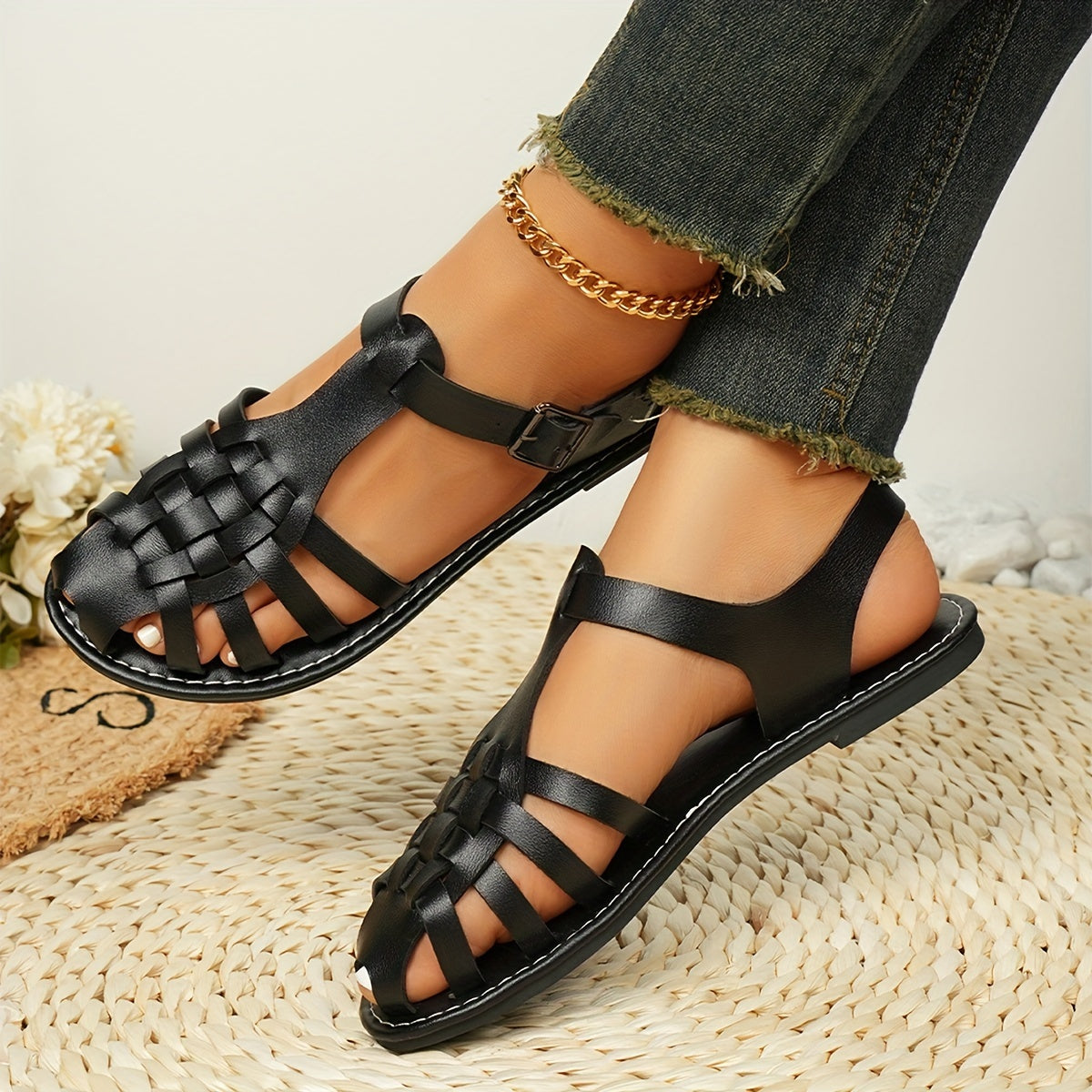 Women's Woven Closed-Toe Roman Sandals Adjustable Buckle Flat Summer Shoes