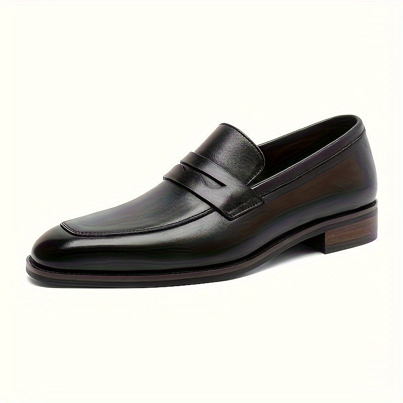 Men's Cow Leather Slip-On Loafers with Rubber Sole and Round Toe for All Seasons