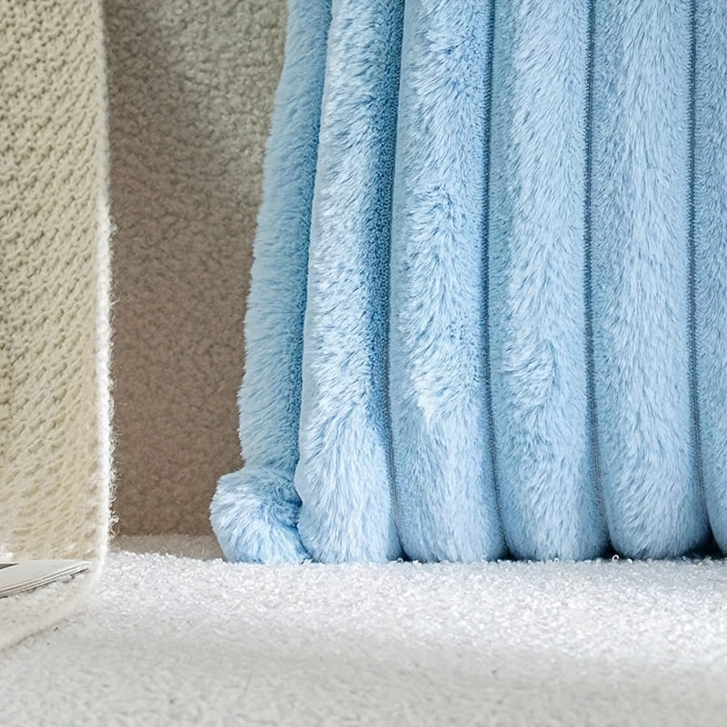 Наволочка из искусственного меха с завязкой на талии, доступна в 8 цветах. Только чехол, вставка не включена.