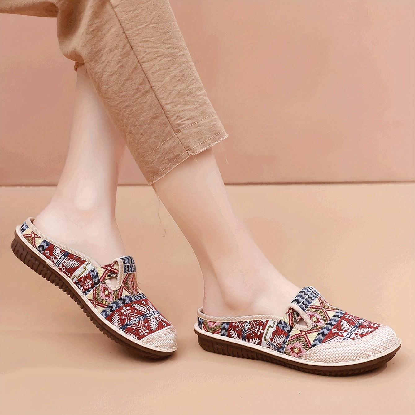 Women's Summer Tribal Style Slip-On Shoes Breathable Fabric All-Season Flowers
