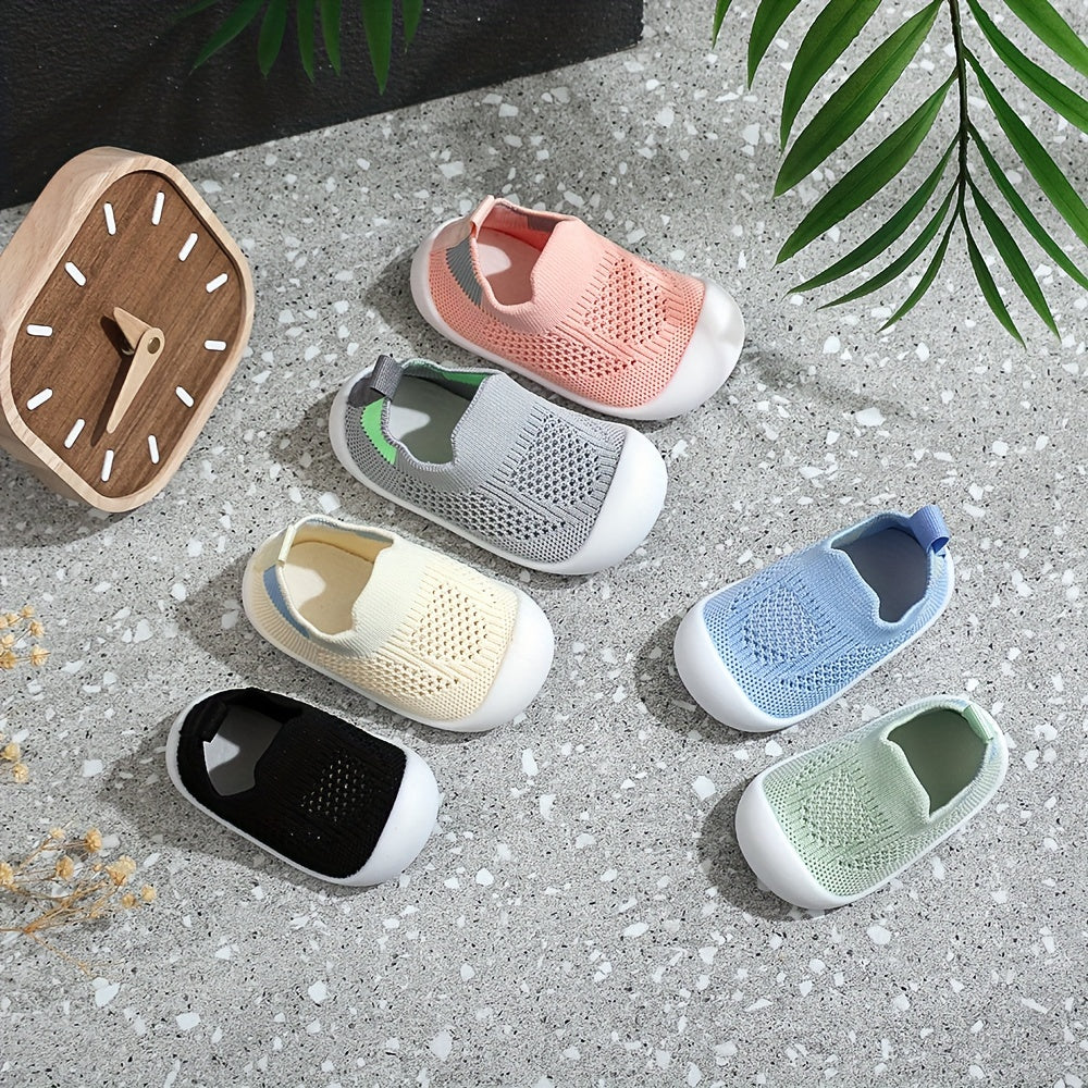 Infant Toddler Knitted Fabric Soft Sole Walking Shoes with Slip-On Style