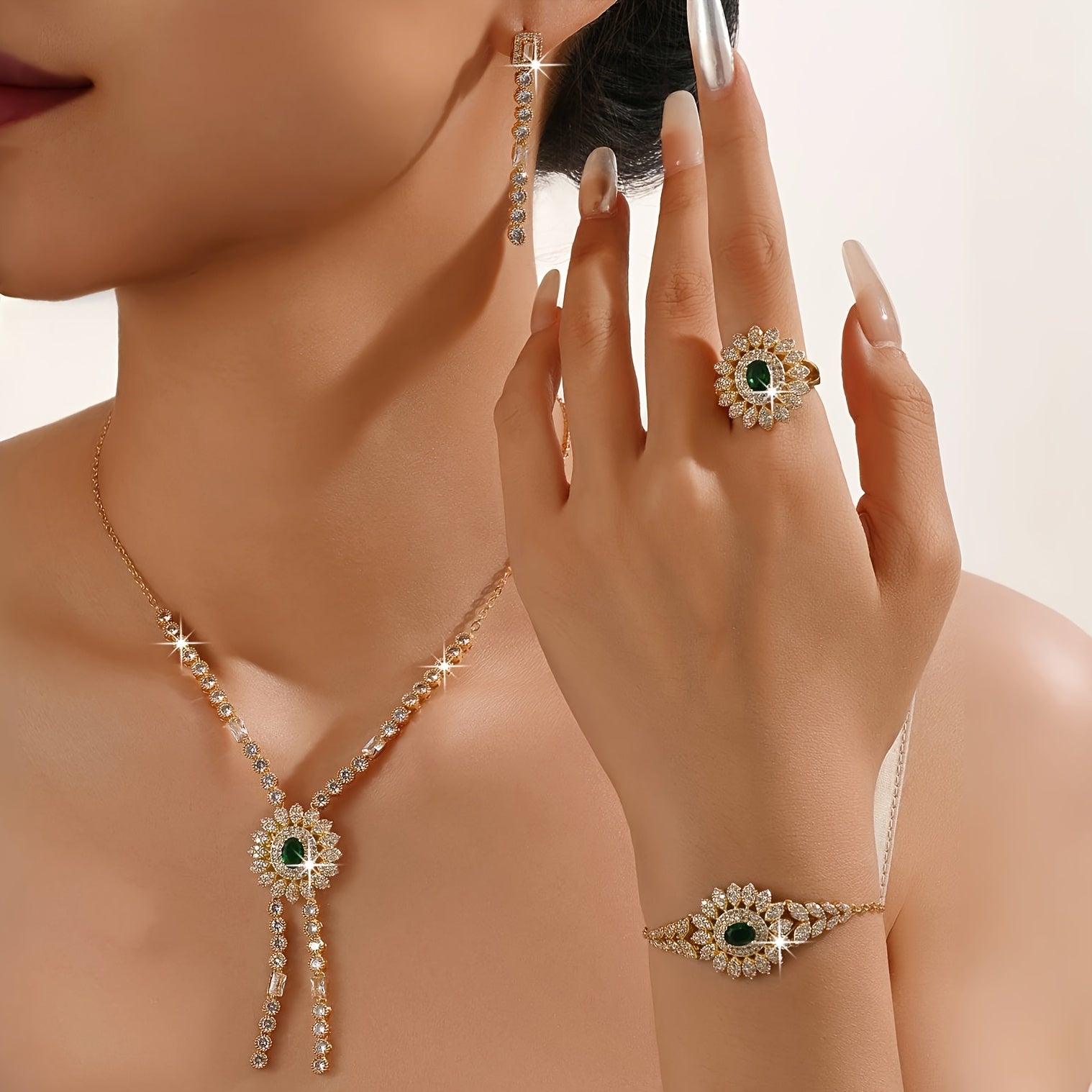 Zarif 5-qismli Poyabzal Qizil Tasmali To'y Zargarlik To'plami, Kubik Zirkoniya bilan bezatilgan - To'ylar va Har kuni Nafislik uchun Zamonaviy Marjon, Quloq uzuklari, Halqa va Bilaguzukni o'z ichiga oladi.