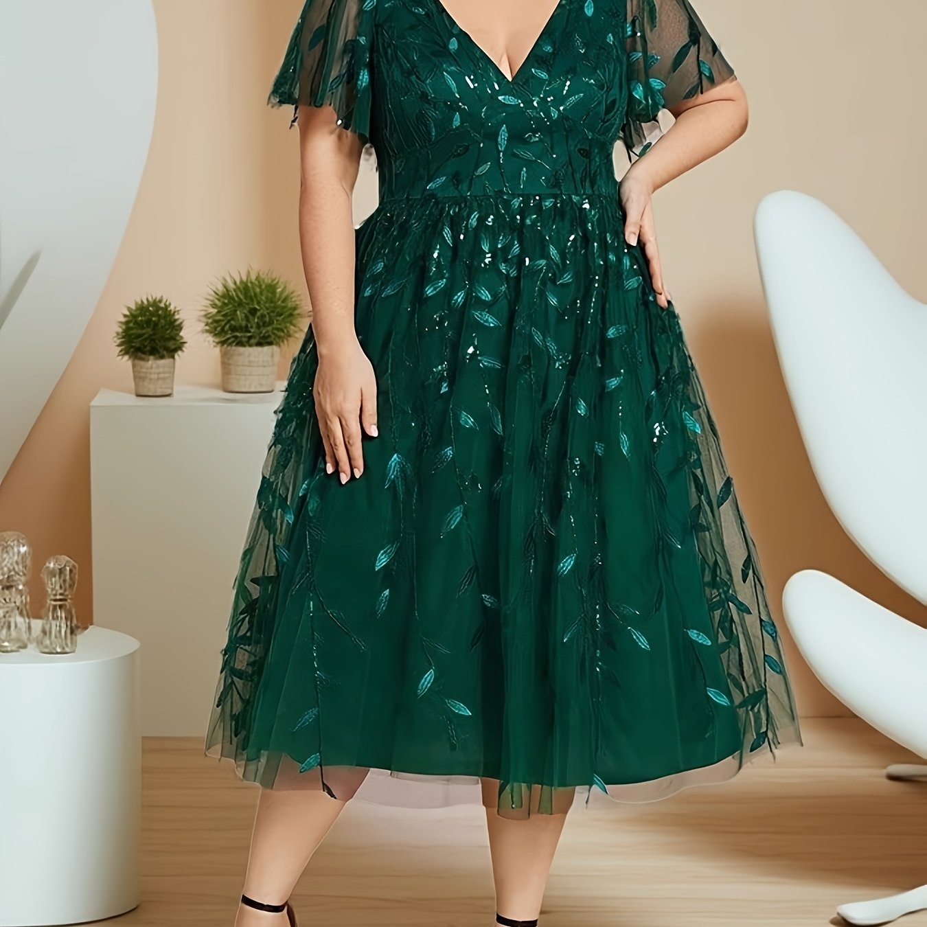 Vestido de talla grande con escote en V, mangas cortas y falda de tul, azul claro para eventos formales