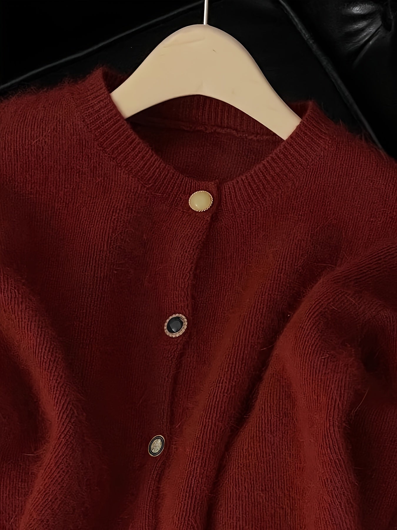 Yagona rangli tugmachali oldi trikotaj kardigan, bahor va kuz uchun nafis uzun yengli kardigan, ayollar kiyimi.