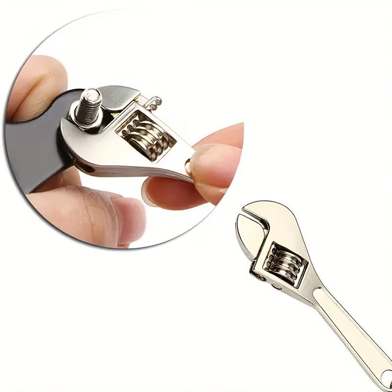 Set of 3 Portable Screwdrivers with Mini Wrench Keychain for Camping and Repairs