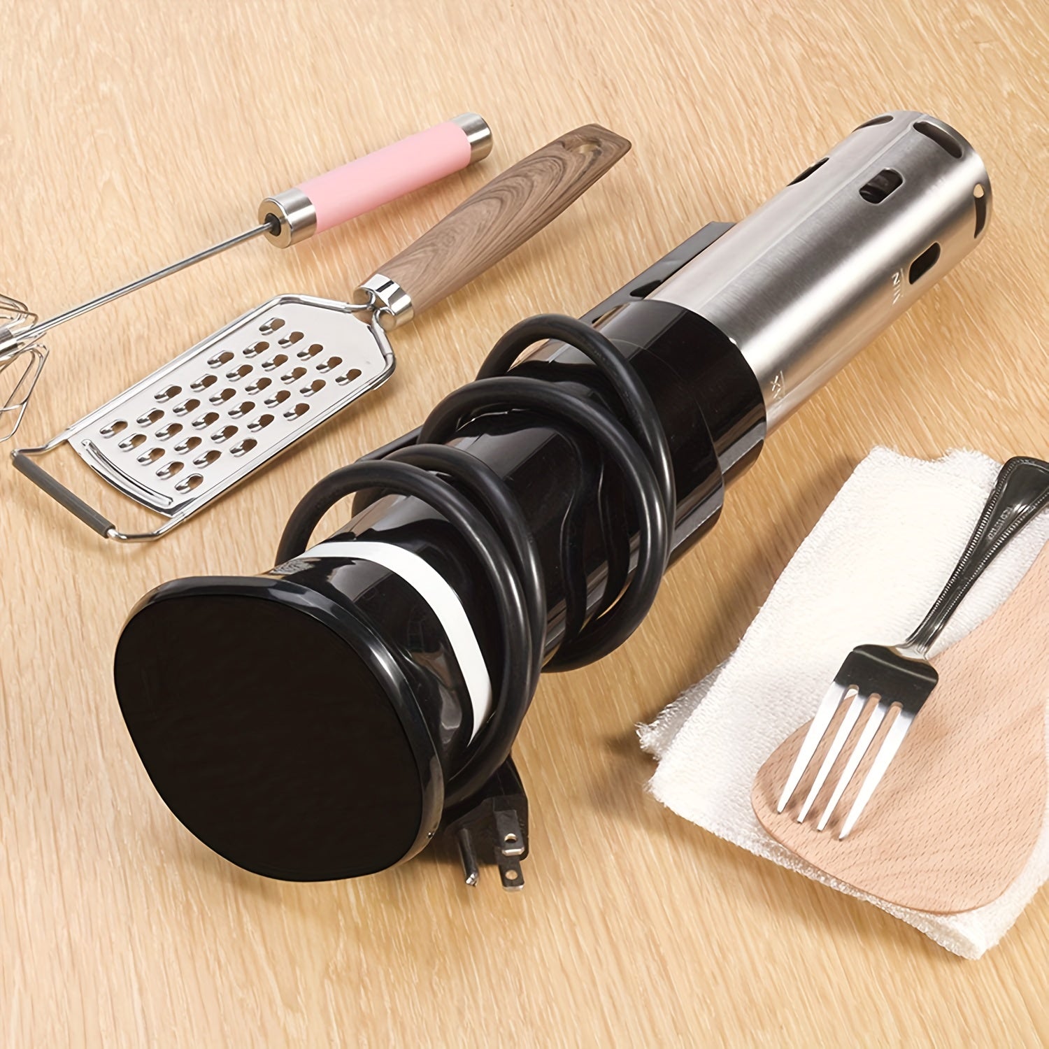 Temperatura nazorati, vaqt sozlamasi bilan Sous Vide Precision Cooker, yumshoq go‘sht va mukammal bifshteks uchun, Evropa rozetkasi.