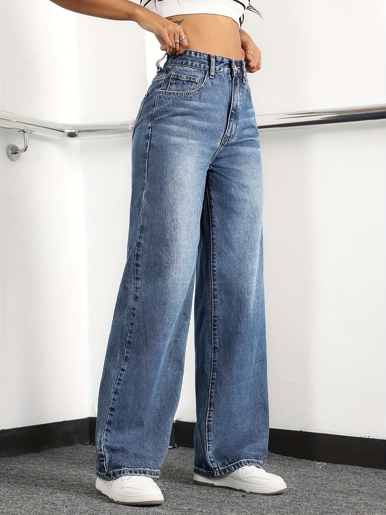 Women's Wide Leg Jeans High Waist Washed Details Casual Cotton Blend