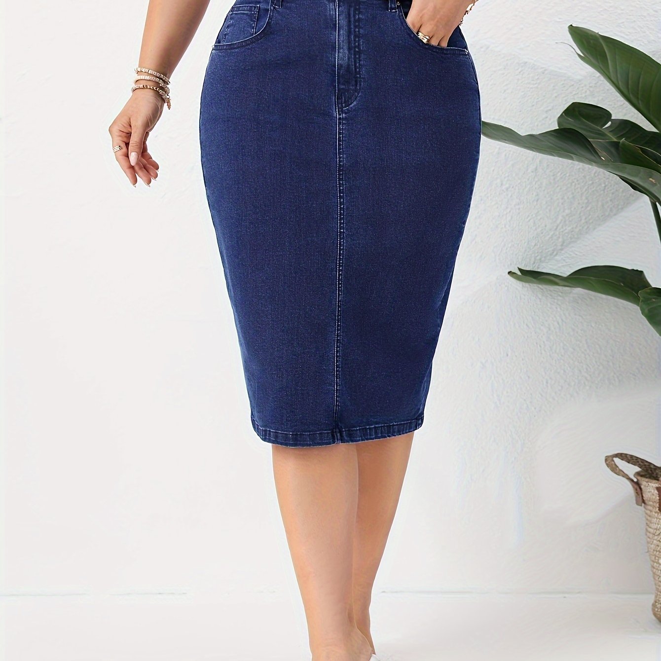 Plus Size Blue High Rise Denim Skirt with Slash Pockets for Women
